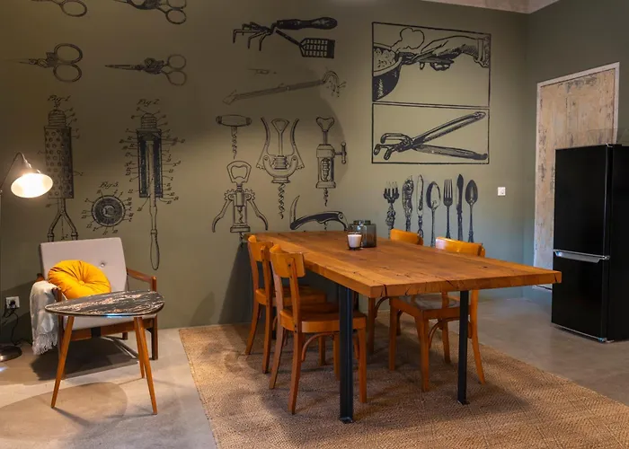 Awerner Belvedere - Der Eisenwarenhaendler Apartmán *
